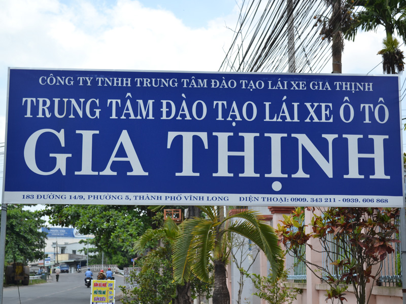 Trường dạy lái xe Gia Thịnh